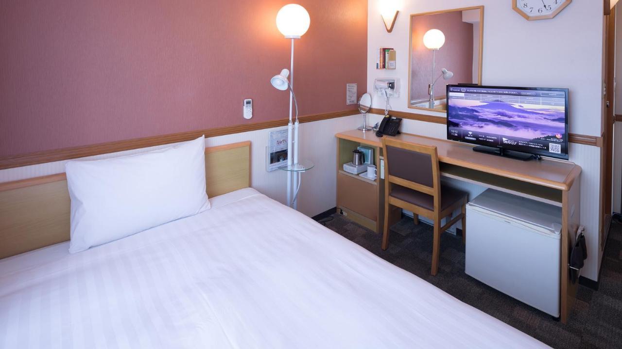 Toyoko Inn Aizuwakamatsu Ekimae Dış mekan fotoğraf